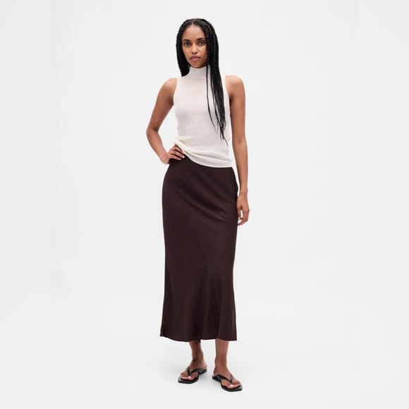 GAP Dresses & Skirts - NWT! GAP Maxi Slip Skirt - Size XS Petite #797899